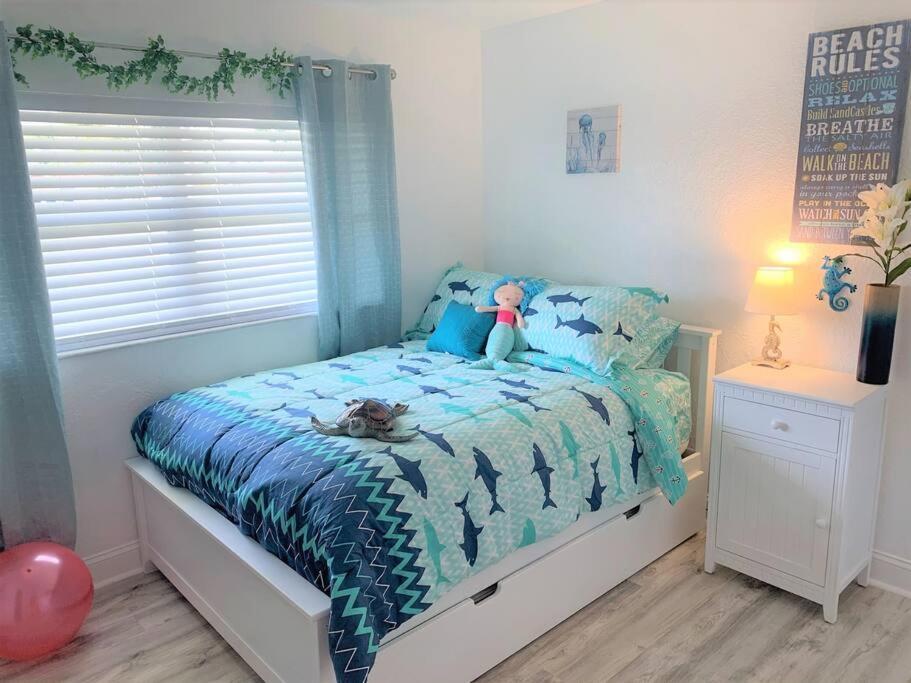 Bright And Beachy 2Bed 1Bath Home - Unit 210 شاطئ كوكوا المظهر الخارجي الصورة